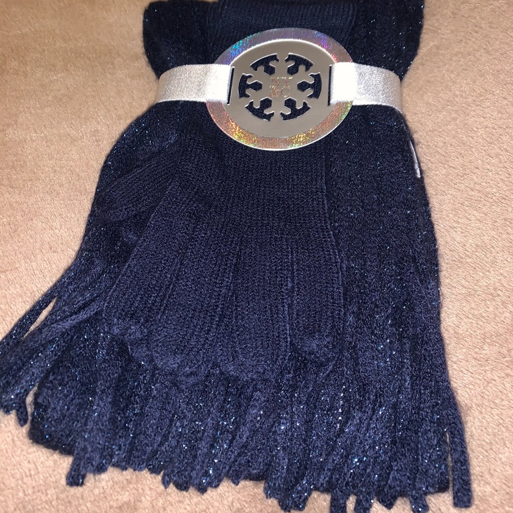 💙💎NWT NY&Co scarf/glove set blue sparkle💙💎